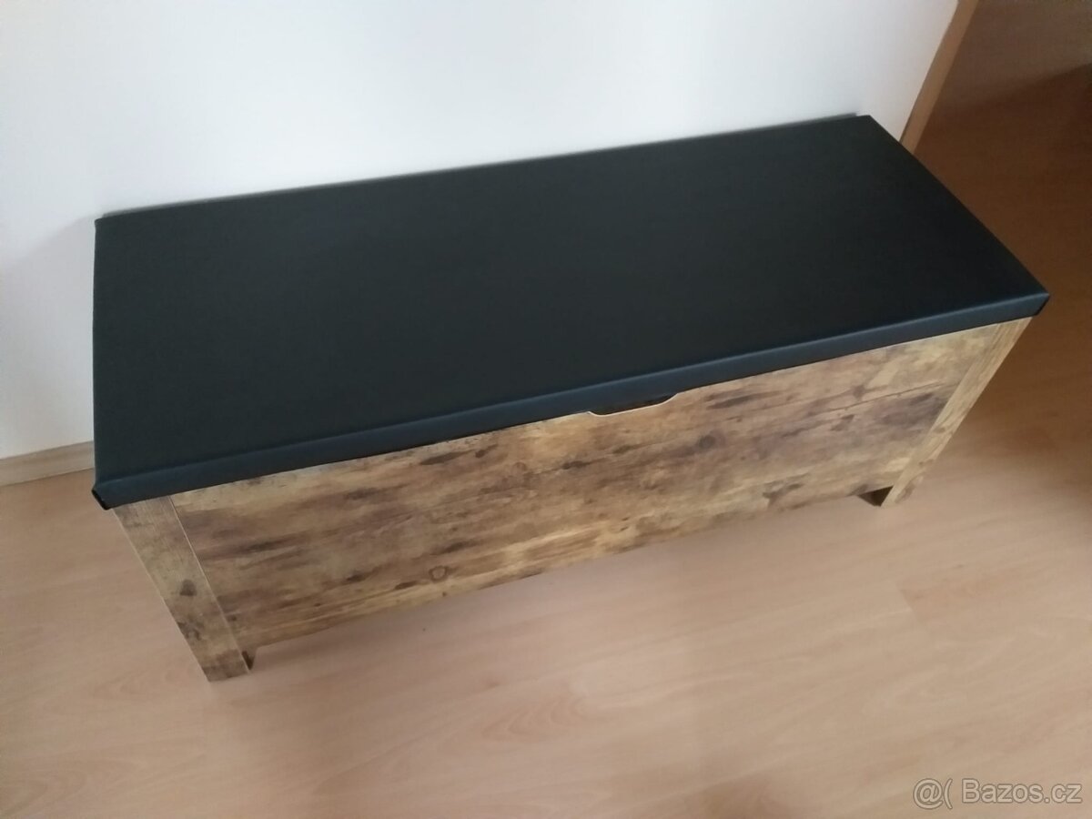 Lavice s úložným prostorem - 2