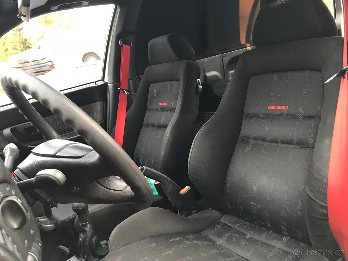 Volkswagen Caddy 1.9sdi - 2