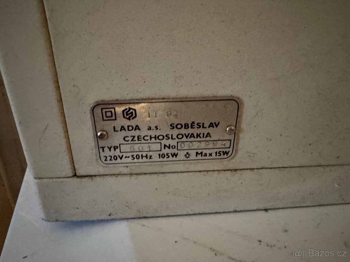 Šicí stroj Lada - 2