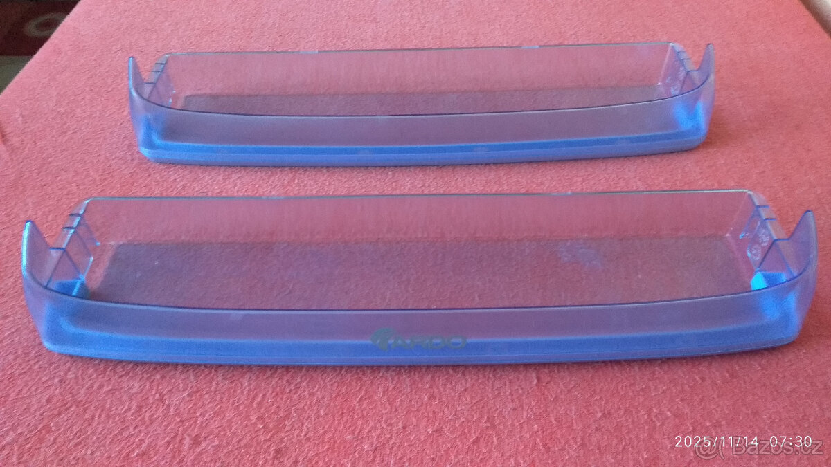 díly z kombi chladničky Ardo Premium 255l / 56l - 2