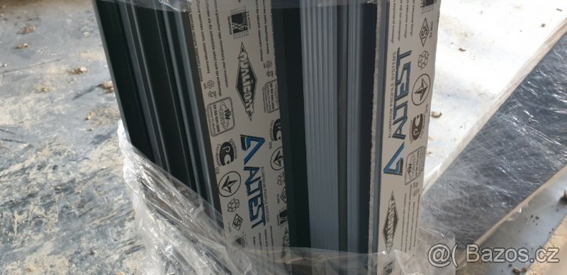 Prodám HS Portál 550eur za m2. Hliníkové posuvné dveře. - 2