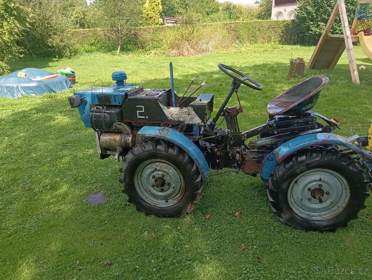 Malotraktor Tz4k14 tkáčko traktůrek 4x4 - 2
