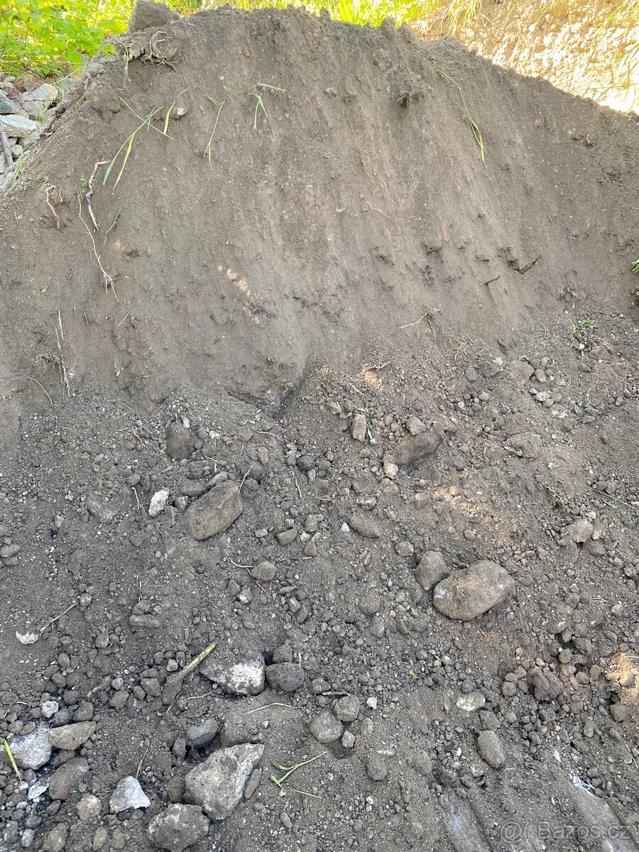 Zemina / hlína na dorovnání - 2