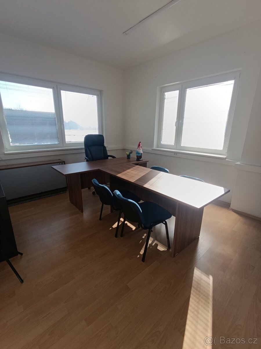 Pronájem areálu Kunčice nad Labem - 2