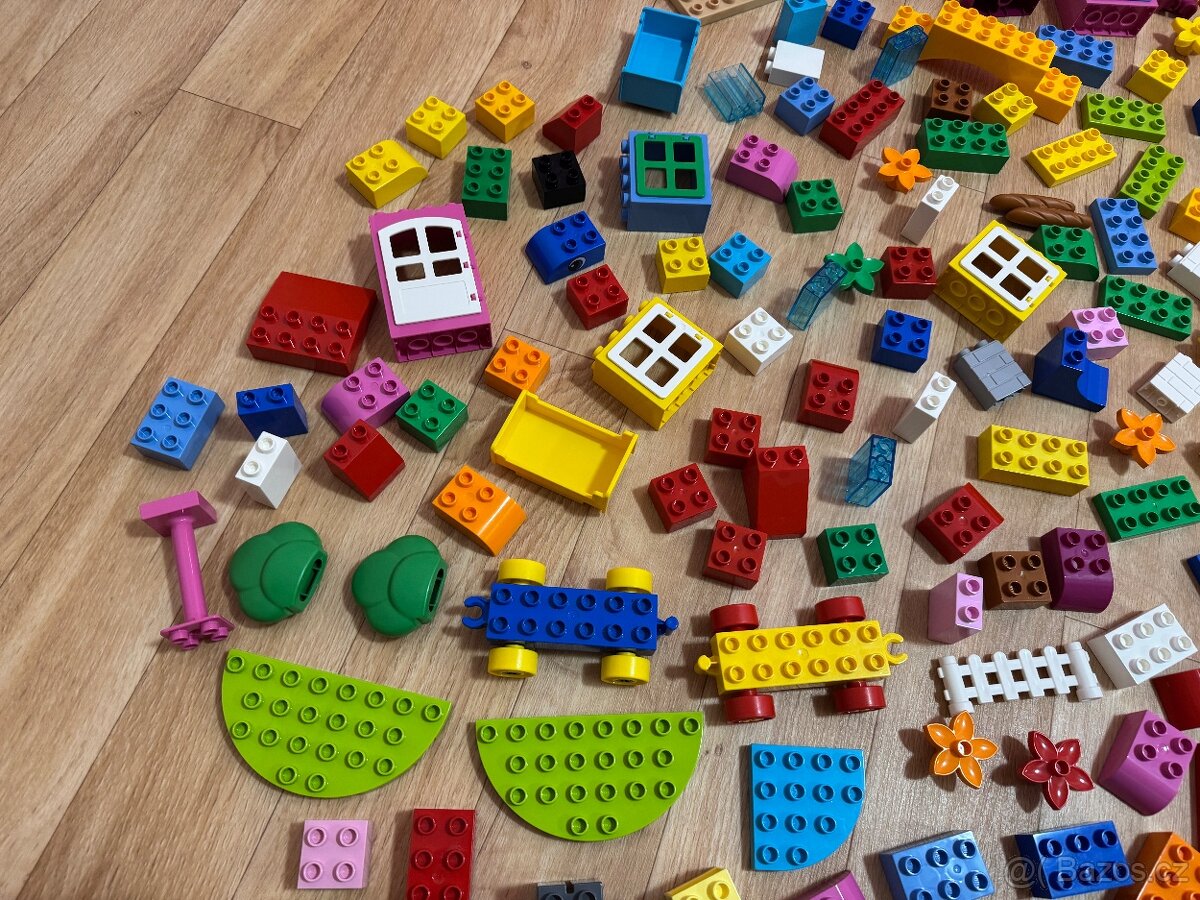 LEGO DUPLO – směs 230 kostek + úložná bedna TOP STAV - 2