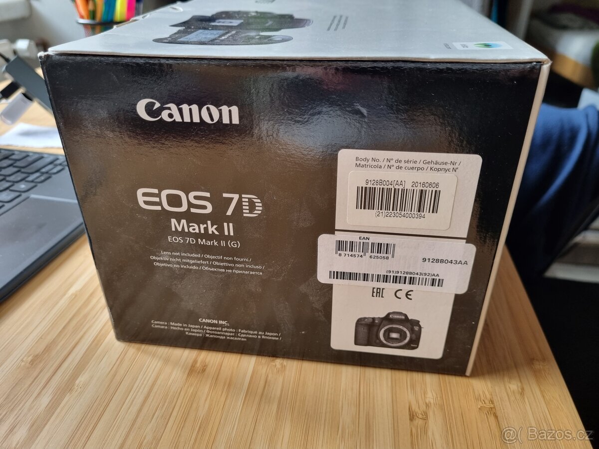 Krabice Canon 7D II - 2