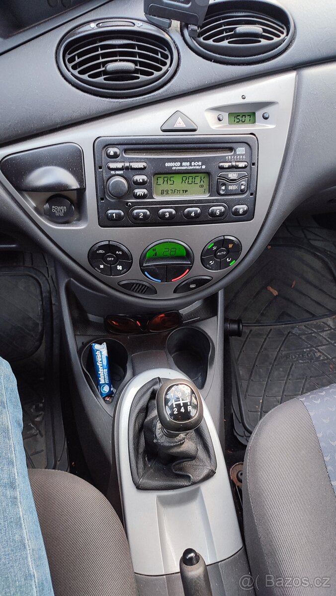 Ford Focus 1.6 kombi - 2