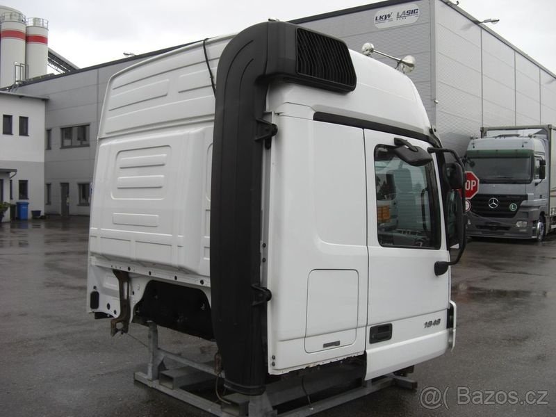 Mercedes Benz Actros MP2/ MP3 kabina MEGA SPACE - 2