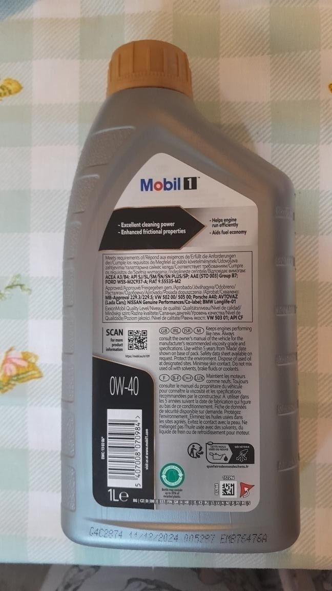 Motorový olej Mobil 1 0W40 FS - 2