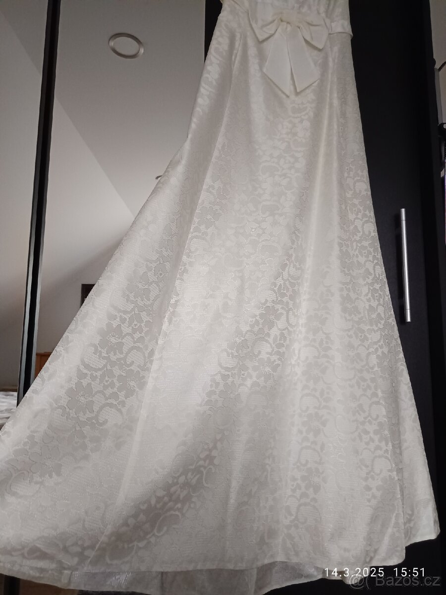 Prodám společenské šaty a boty - 2