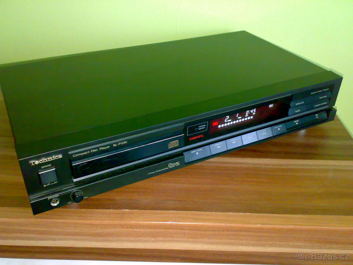 Technics CD Player SL-P230.Sony CDP-S7. - 2