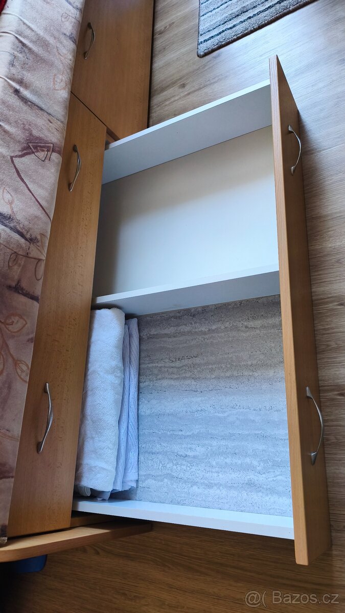 Postel s úložným prostorem - 2