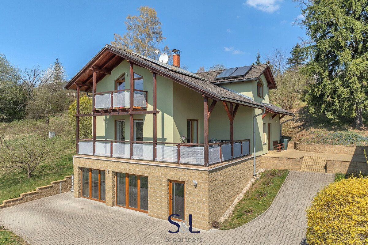 Prodej RD a chaty 363 m² - Pelešany u Turnova, ev.č. 01744 - 2