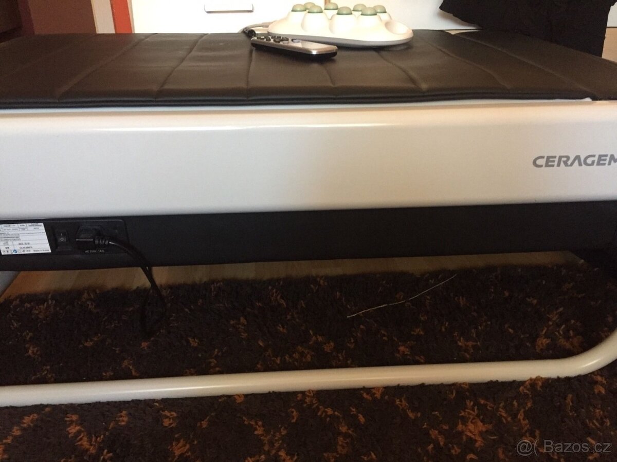 Masážní lehátko Ceragem V3 - 2