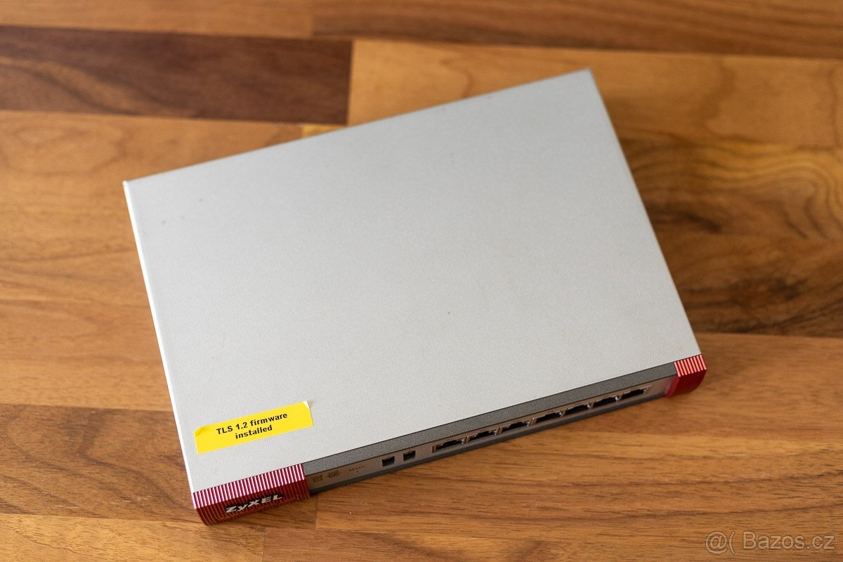 Router/firewall ZyXEL USG 100 (A098) - 2