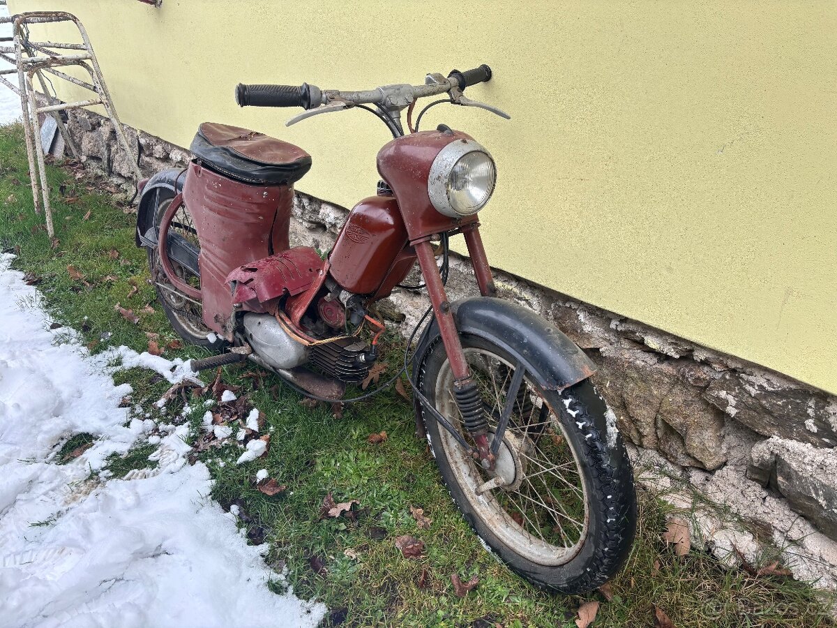 Jawa 550 pařez - 2