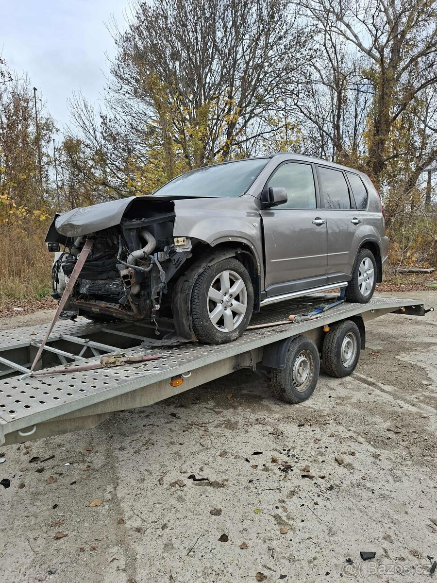 Rozpredám Nissan X-Trail 2.0dci 110kw M9R 2010 - 2