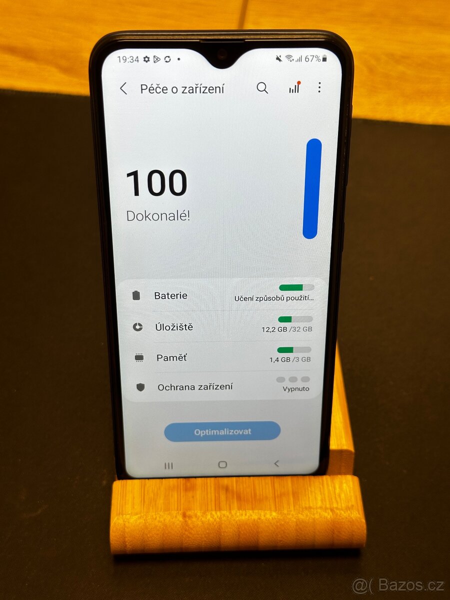 Samsung Galaxy A20e 32GB Modrý - 2