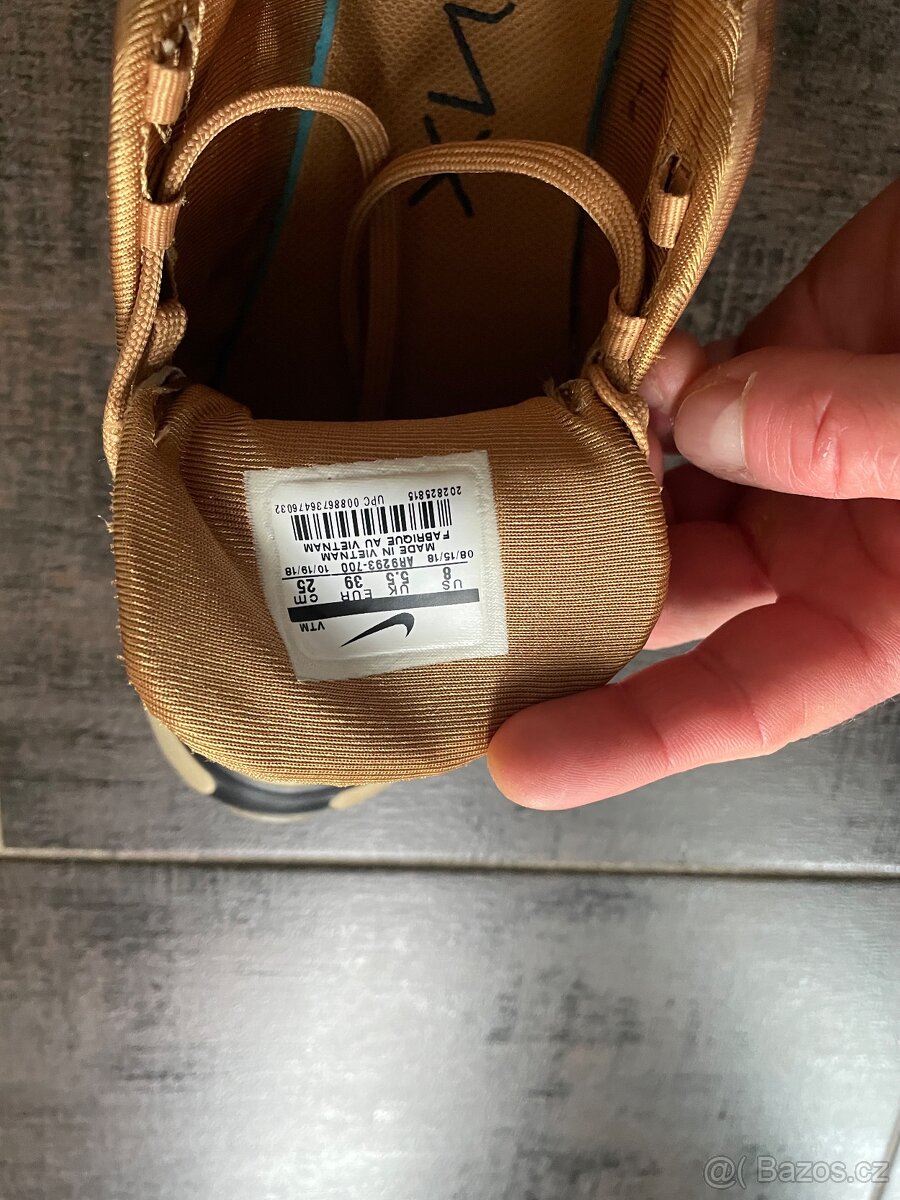 NIKE W AIR MAX 720 - 2