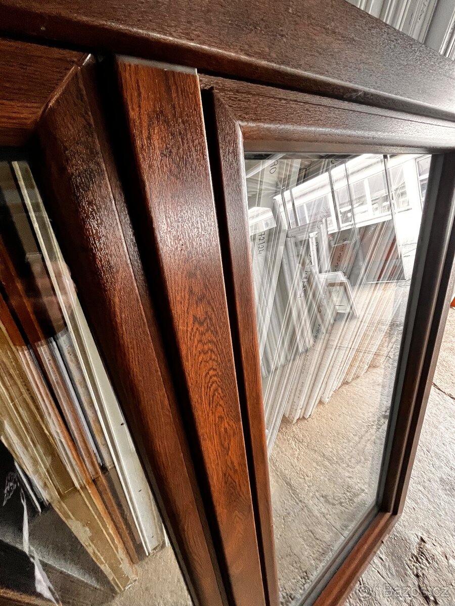 PLASTOVÁ DVOUKŘÍDLÁ OKNA OŘECH/BÍLÁ 176x142-PLZEŇ - 2