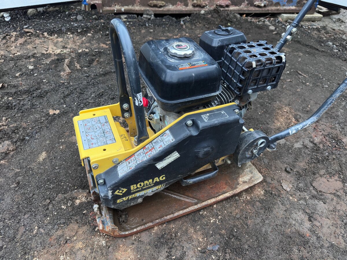 Bomag BVP 18/45 - jednosměrná vibrační deska - 2