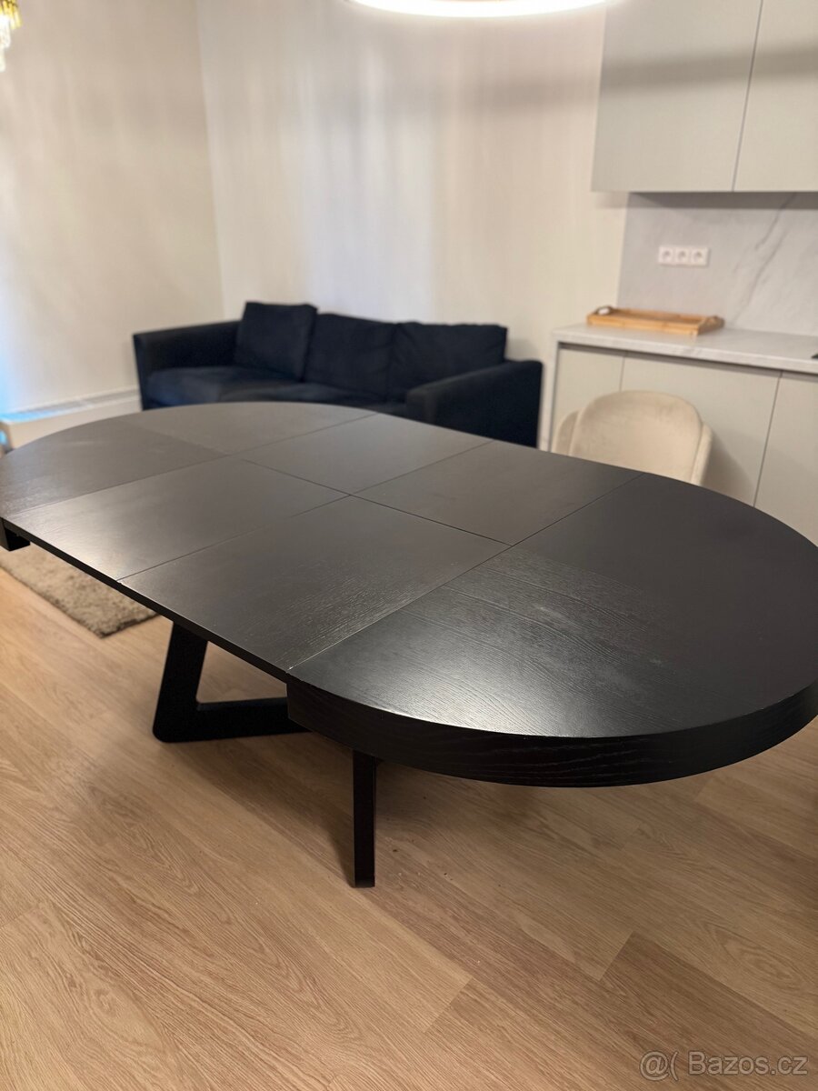 Rozkládací jídelní stůl – černý, moderní design Windsor & Co - 2