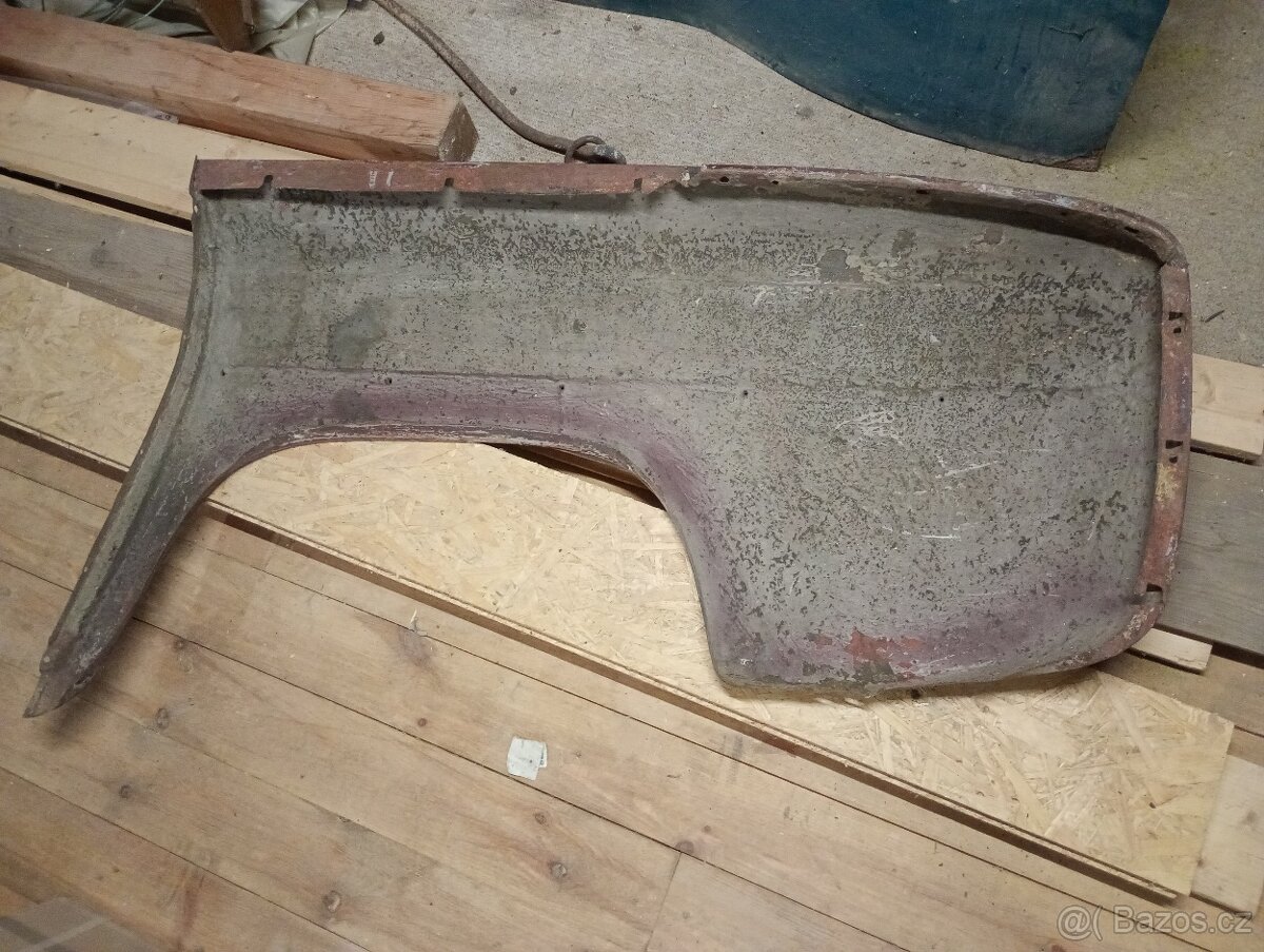 Blatník Renault 8 - 2