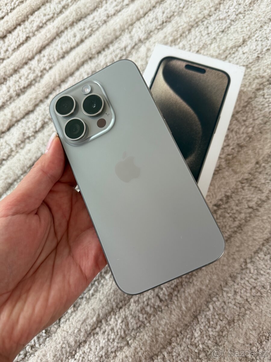 iPhone 15 Pro 1TB - 2