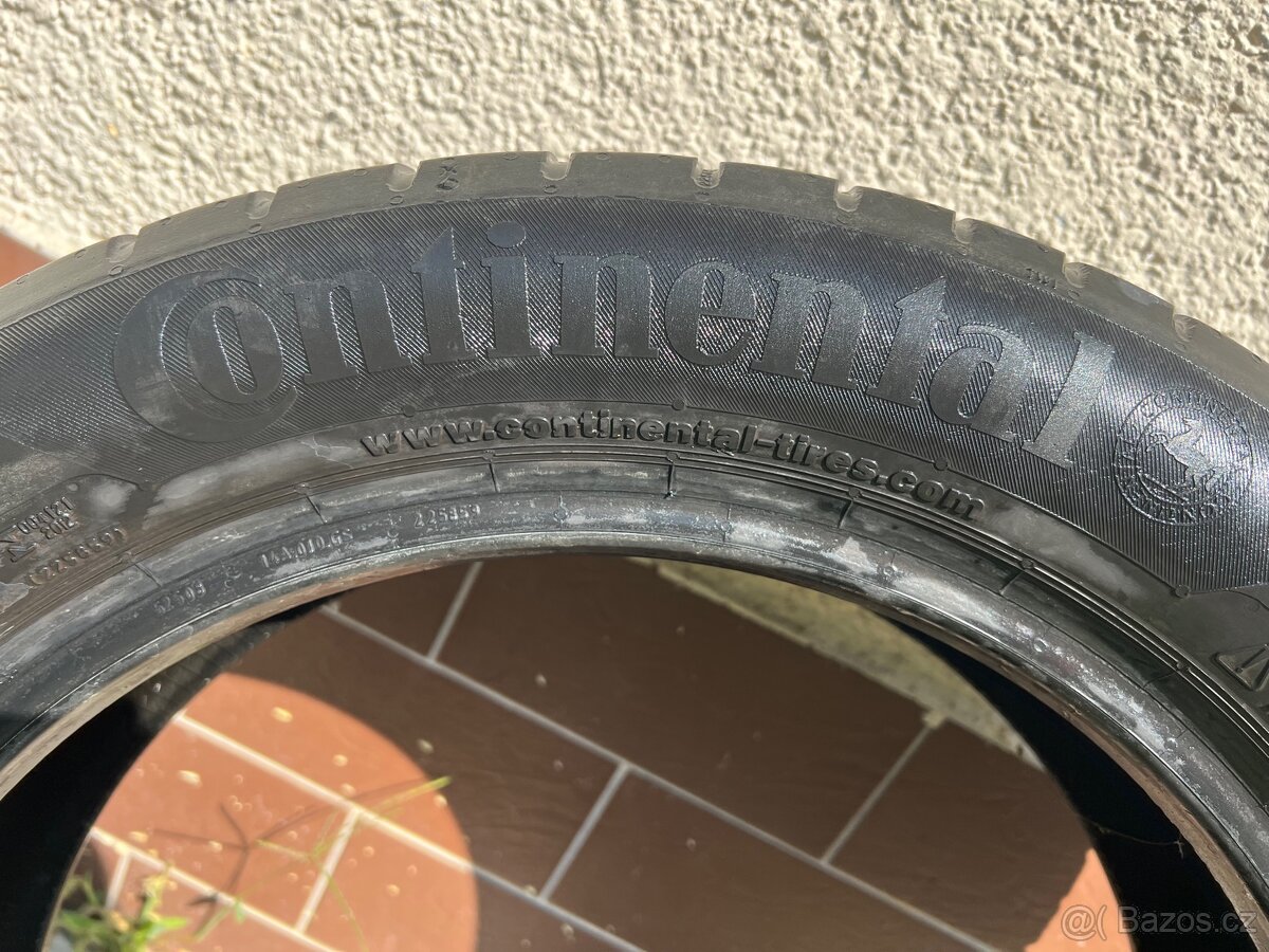 Pneu 165/60r15 - 2