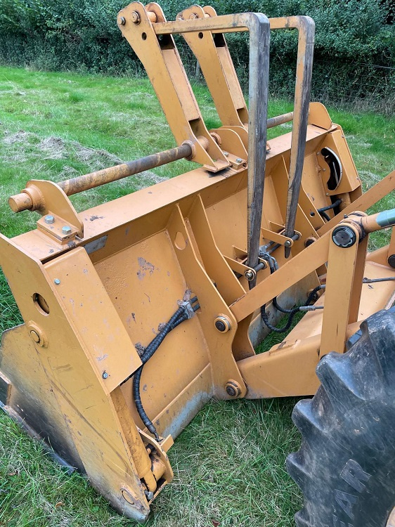 Rypadlonakladač case 695 sr - 2