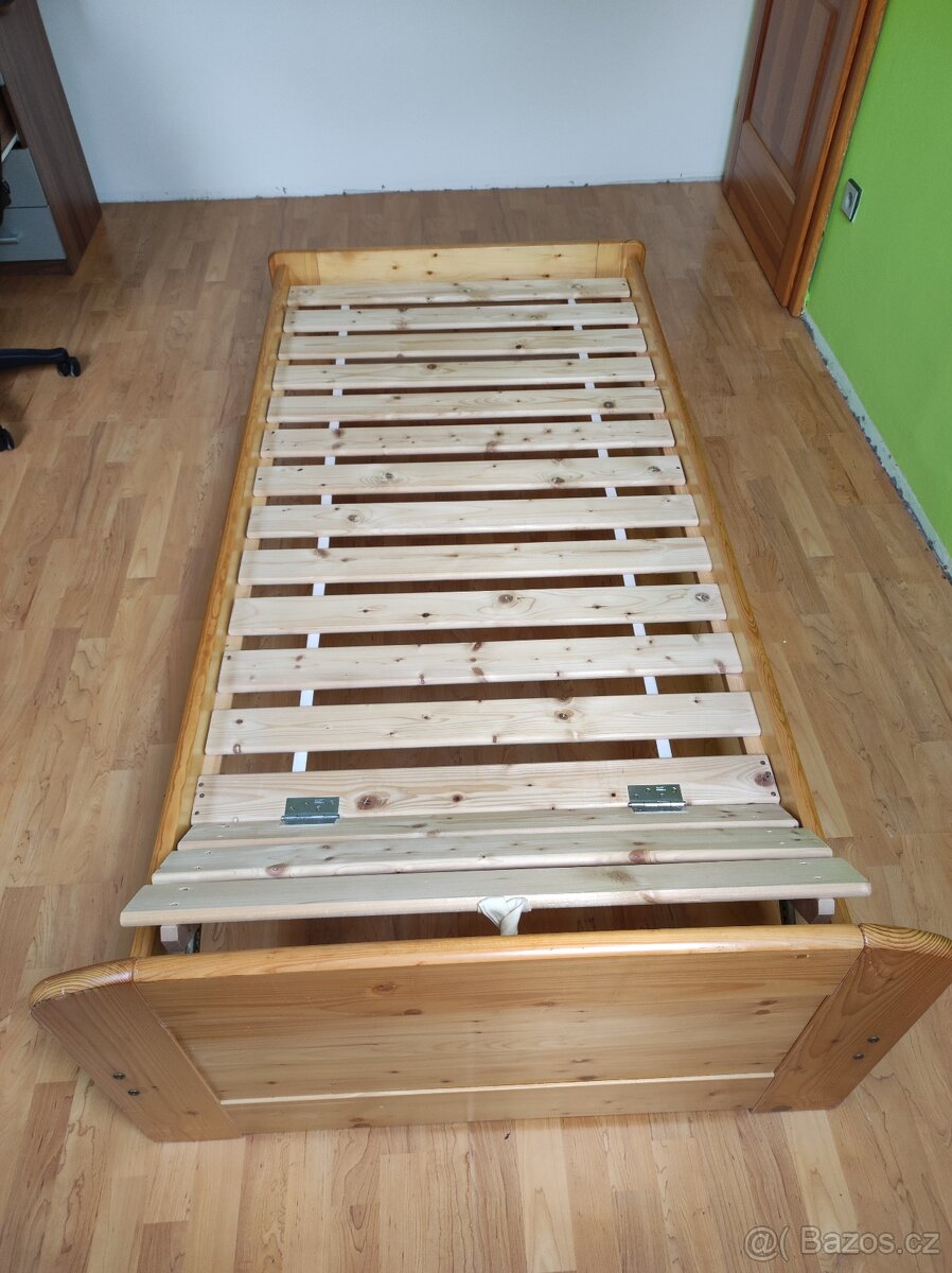 Masivní dřevěná postel s roštem 90x200 - 2