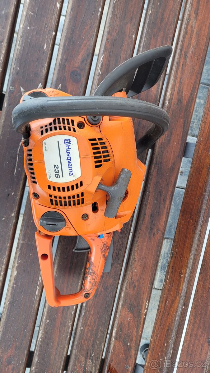 Prodám Husqvarna 236 - 2