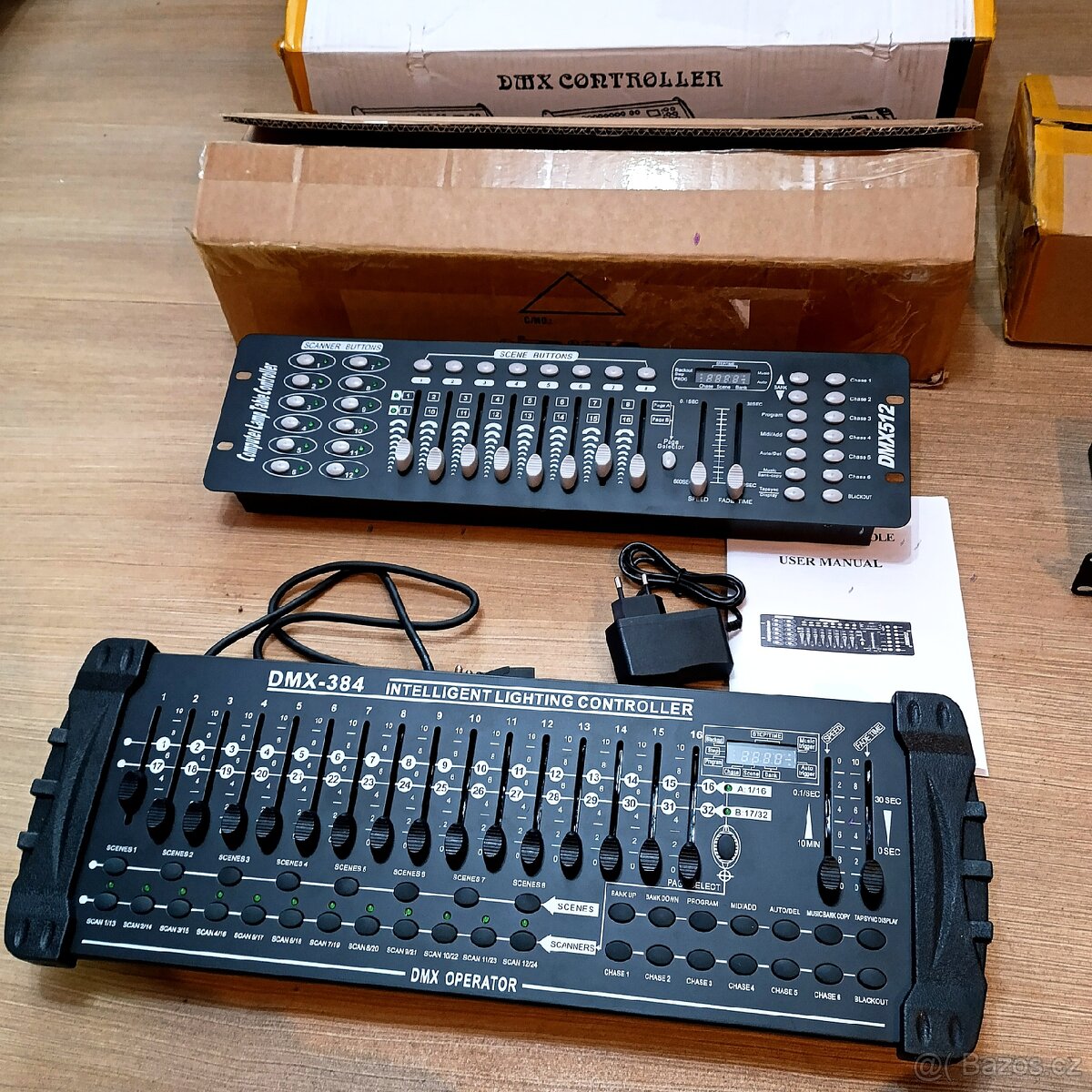 DMX ovladače a DMX spliter - 2