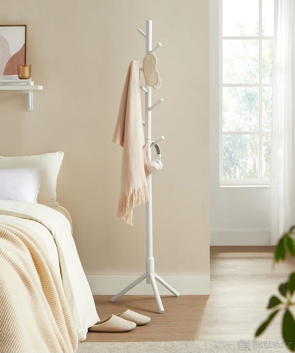 Nový rostoucí stojanový věšák - 2