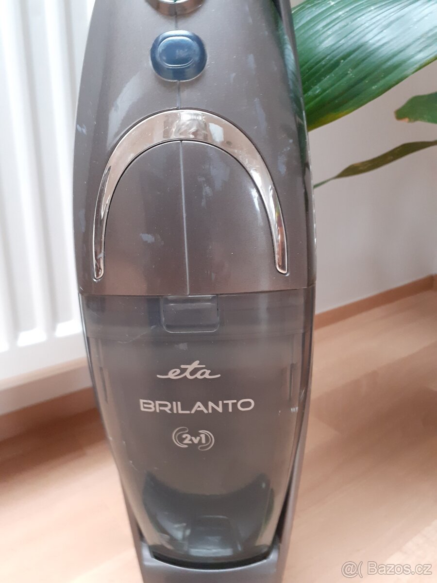 vysavač tyčový - 2