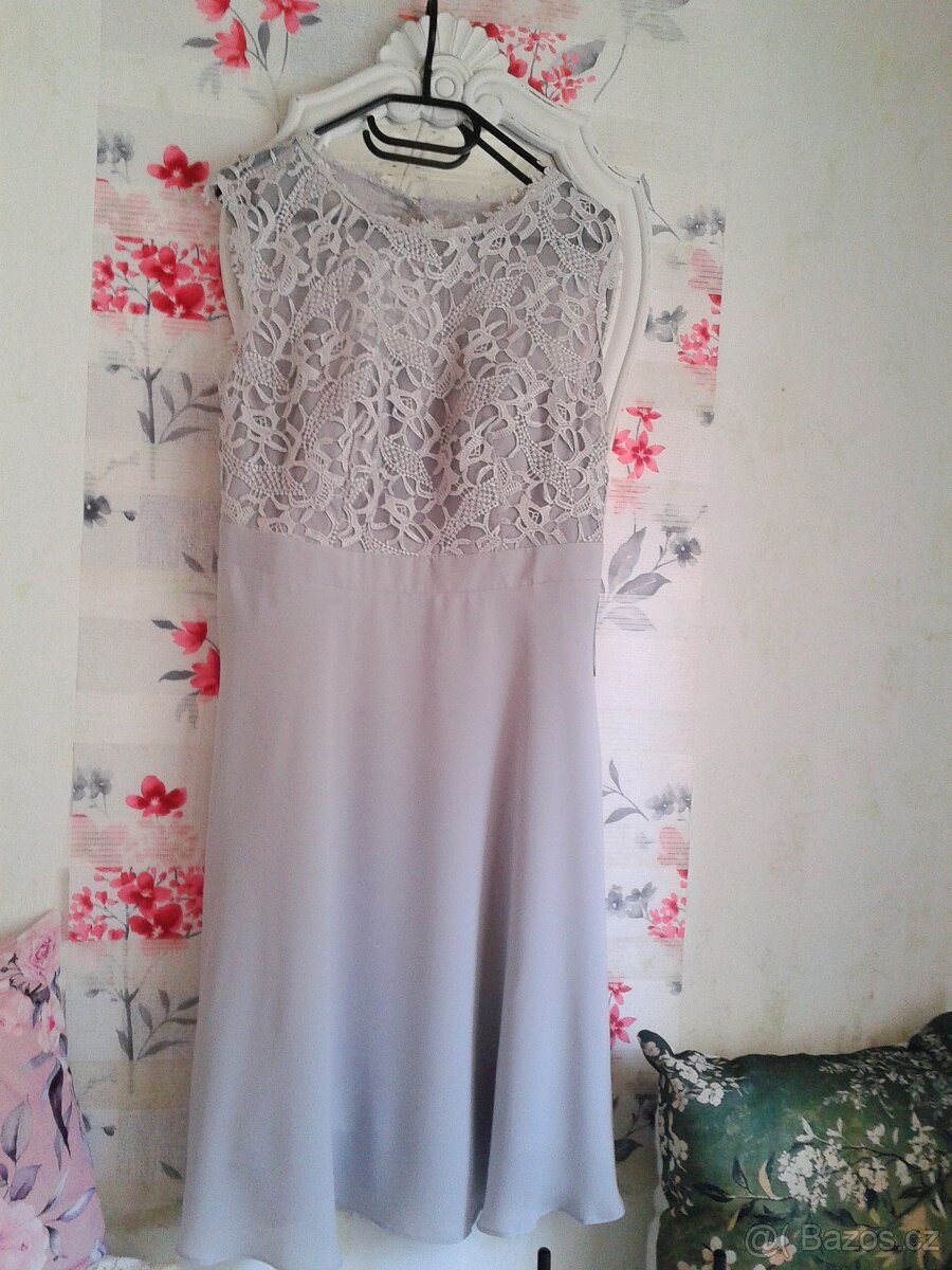 Krásné společenské šaty 46 - 2