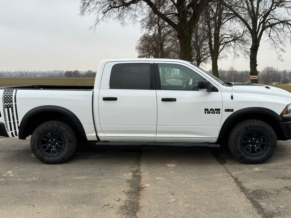 Dodge RAM 1500 2023 - 2