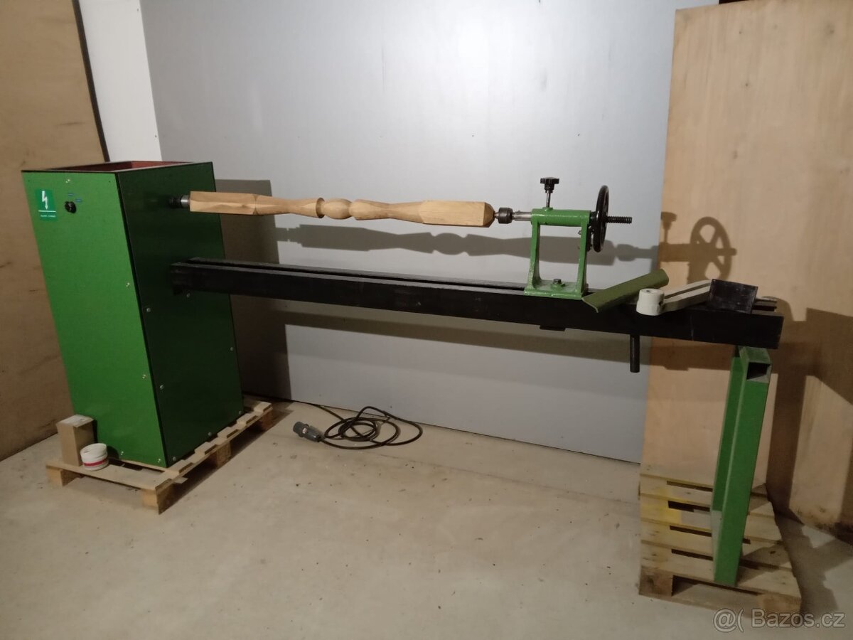 Soustruh na dřevo - 2