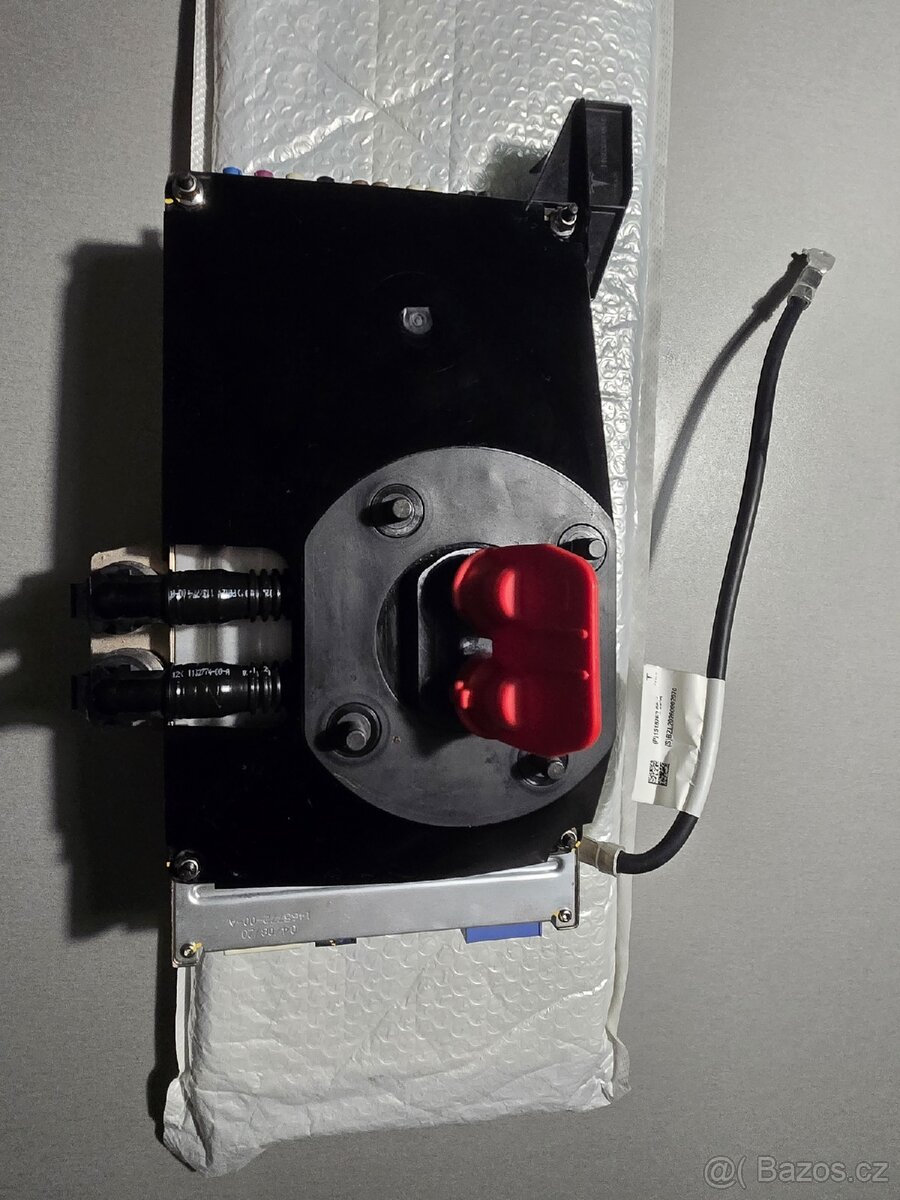 FSD počítač pro Tesla Model 3 HW3 - 2