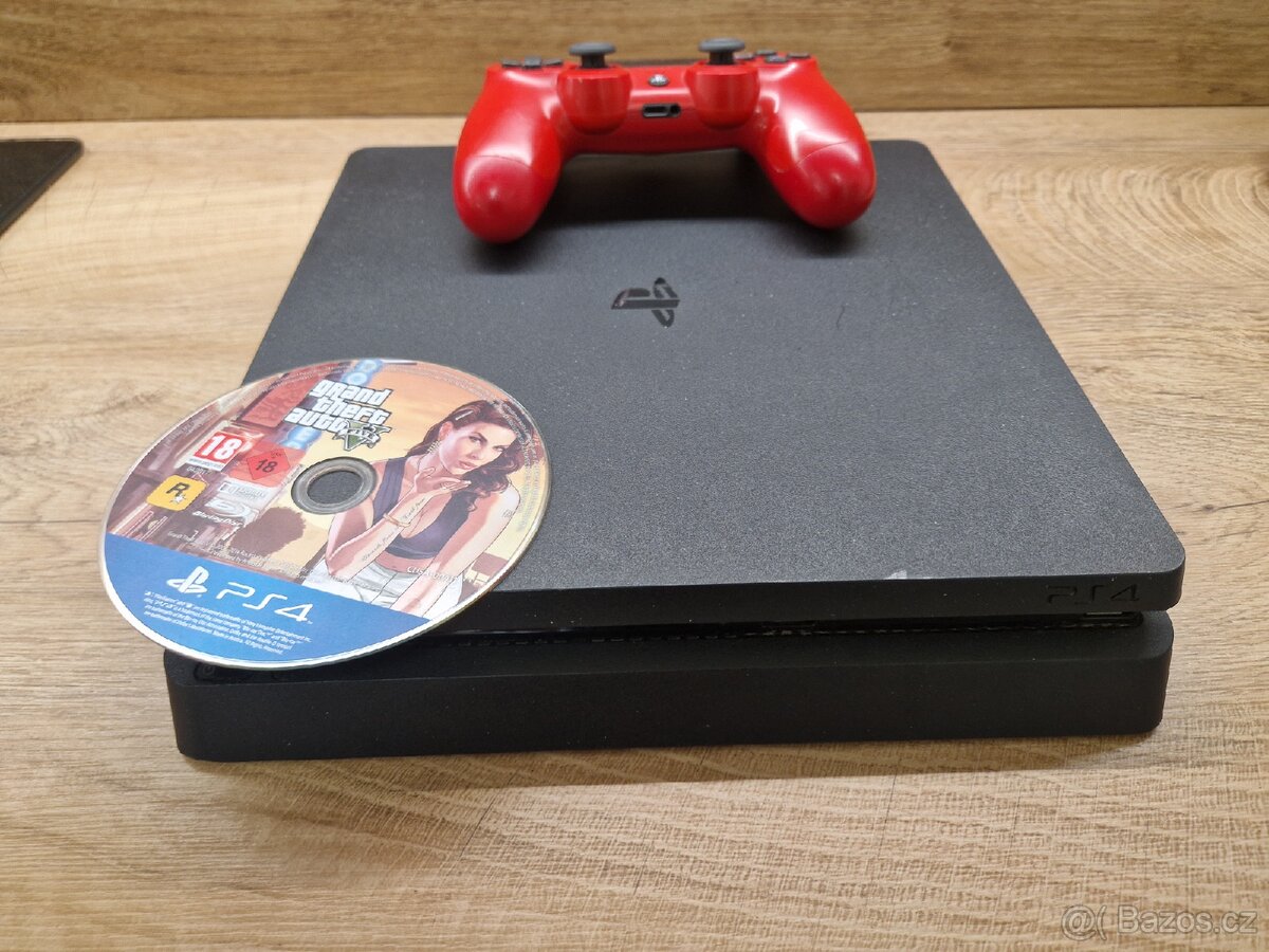 PS4 Slim - s ovladačem a GTA 5 - 2