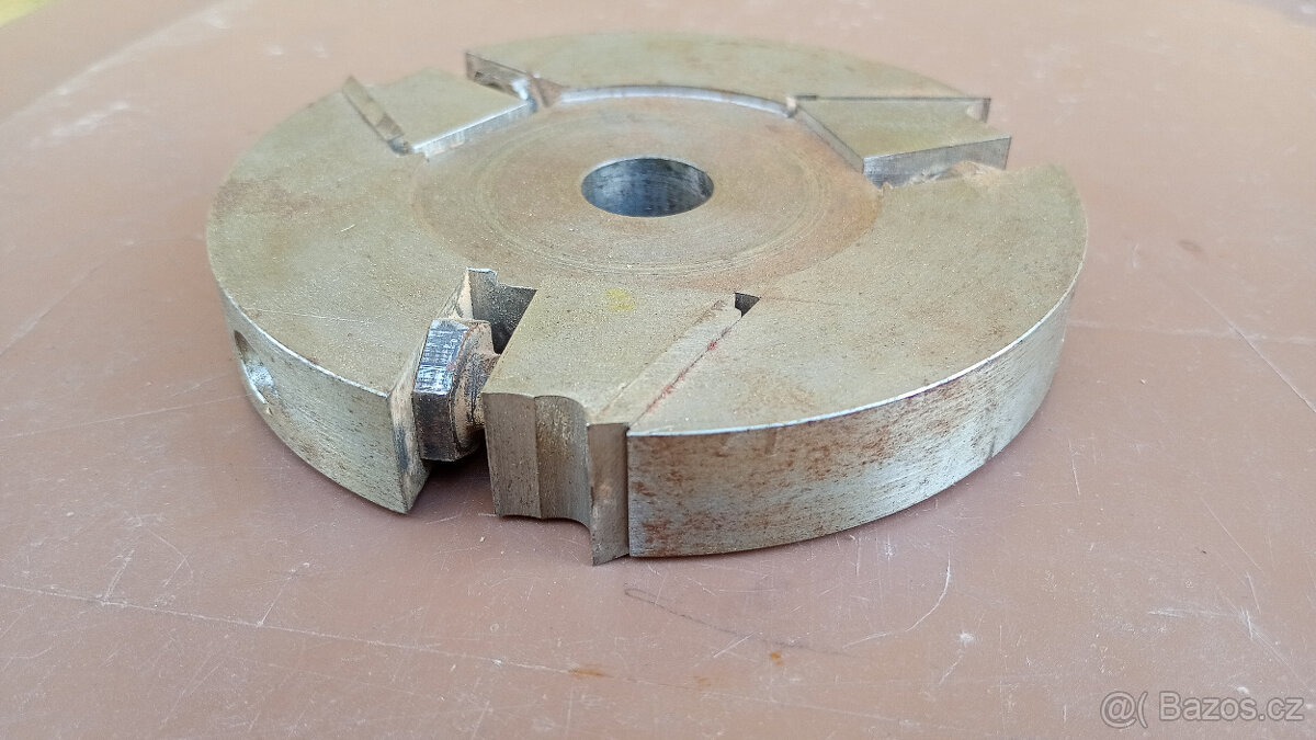 Frézy ve 100 % stavu - 2