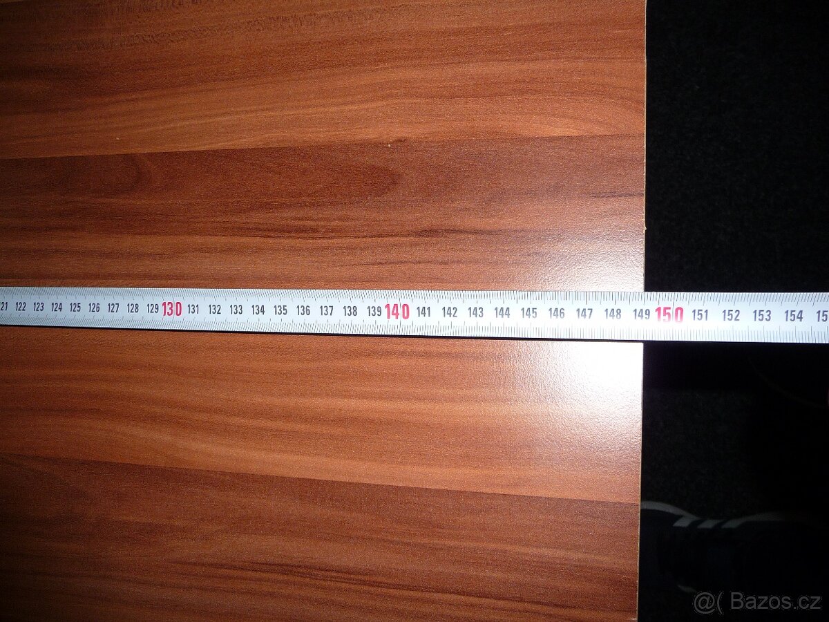 Kancelářský-studentský stůl - 2