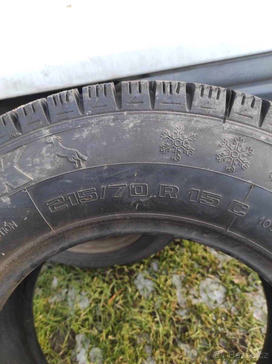 215/70 R/15 C, zimní - 2