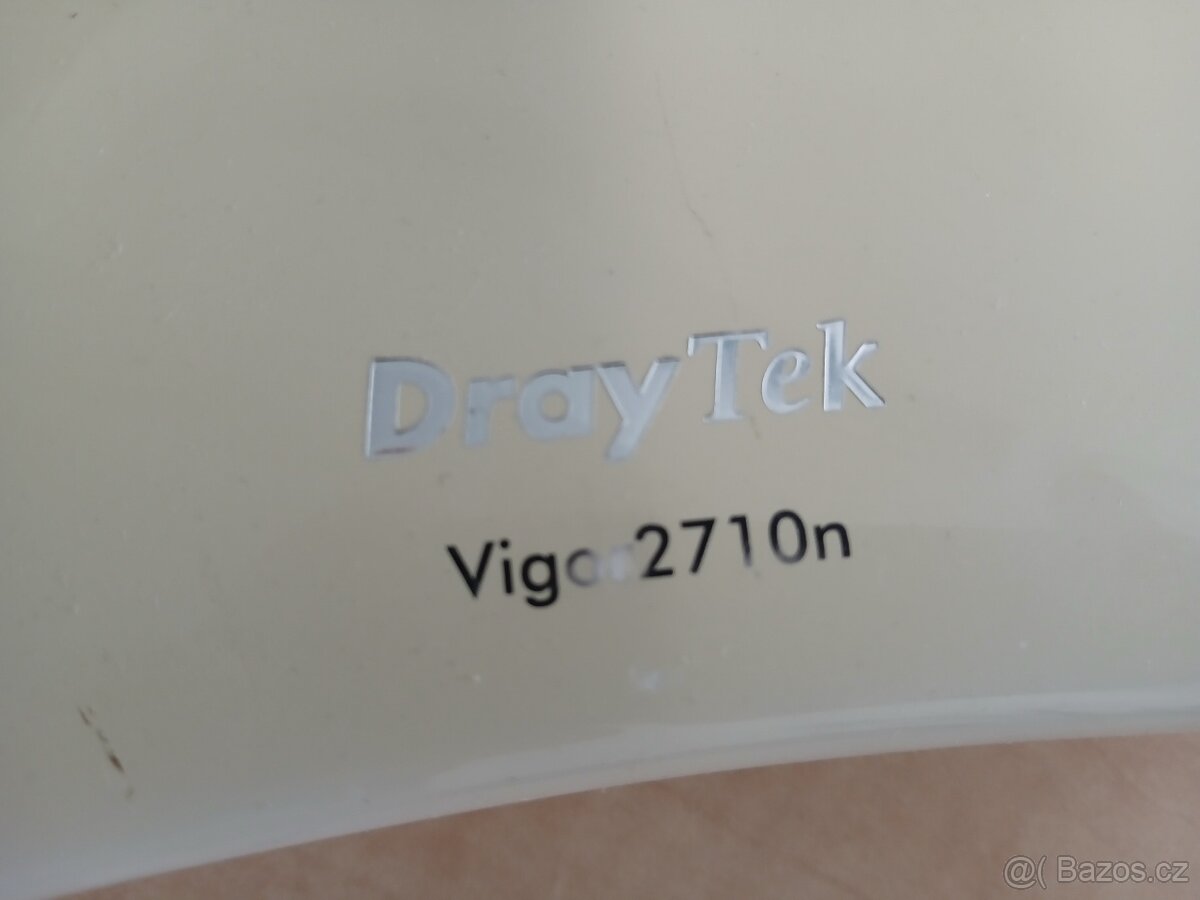 DrayTEK Vigor 2710n ADSL router - 2