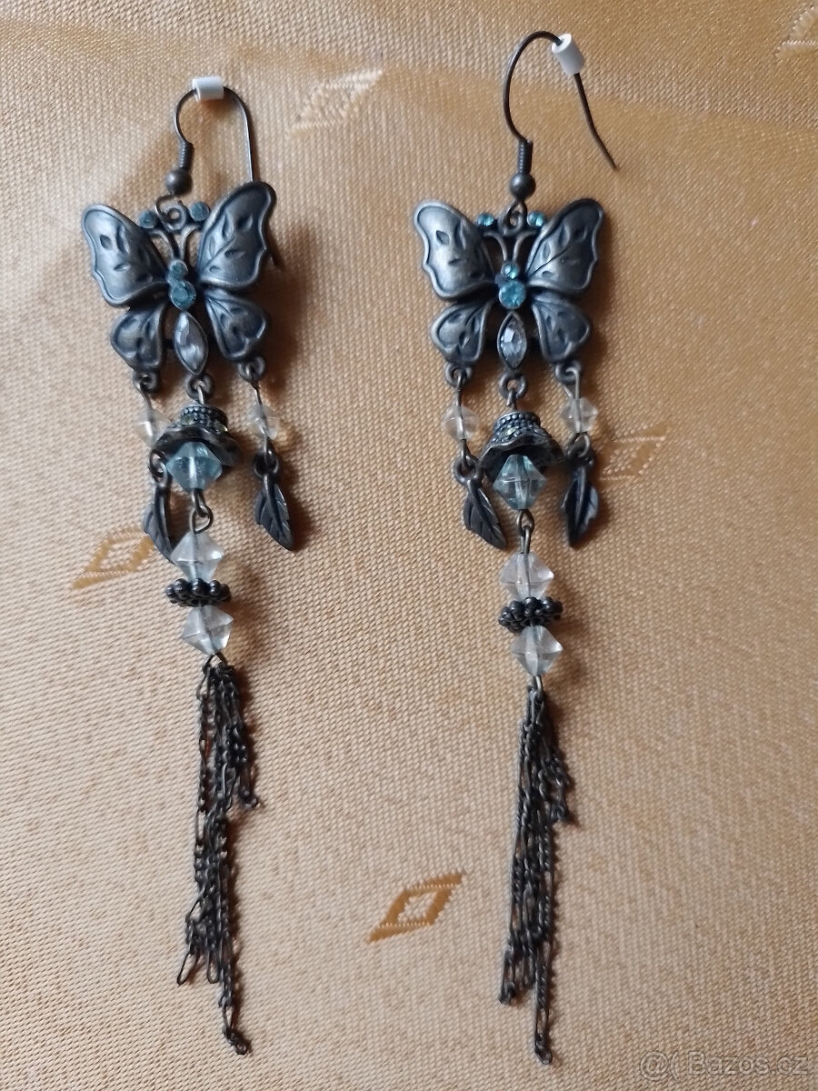 Náušnice vysací kov.korálky - 2