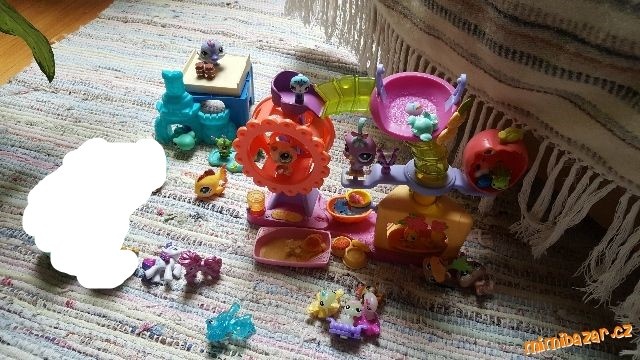 Kolotoč/školka/hrací park/domeček pro LPS - 2