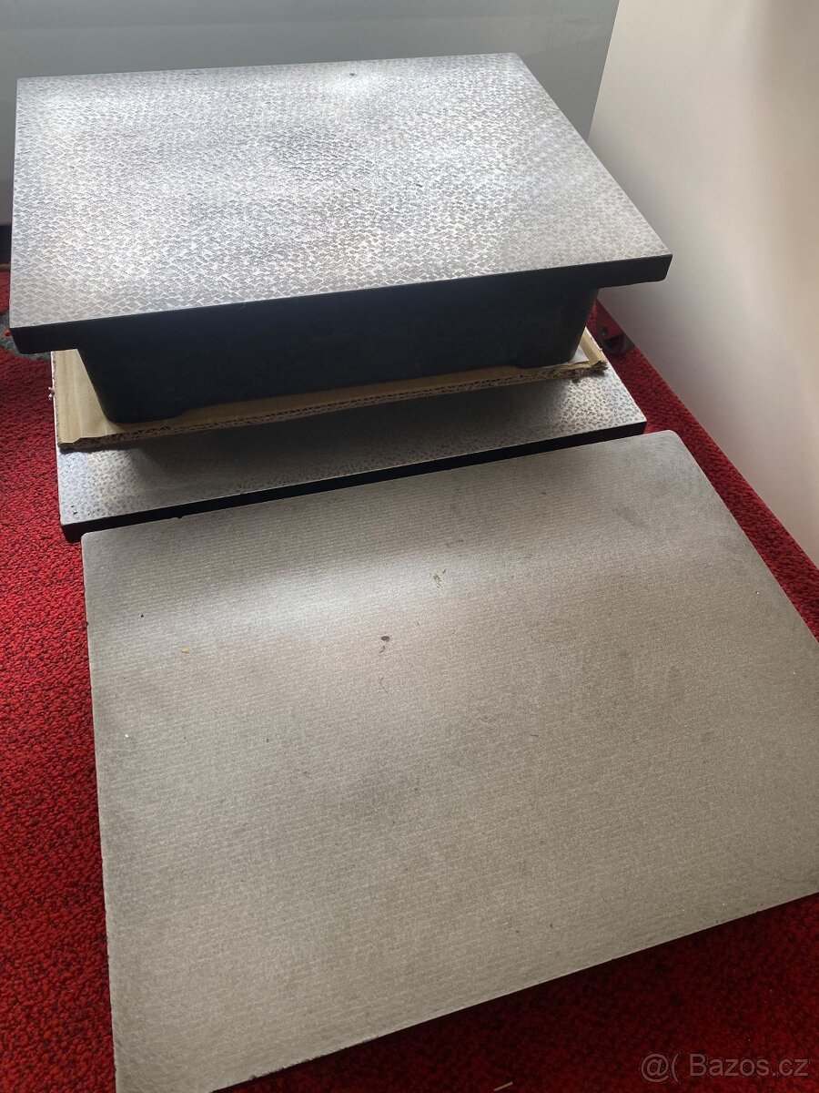 Litinové měřici desky - 2