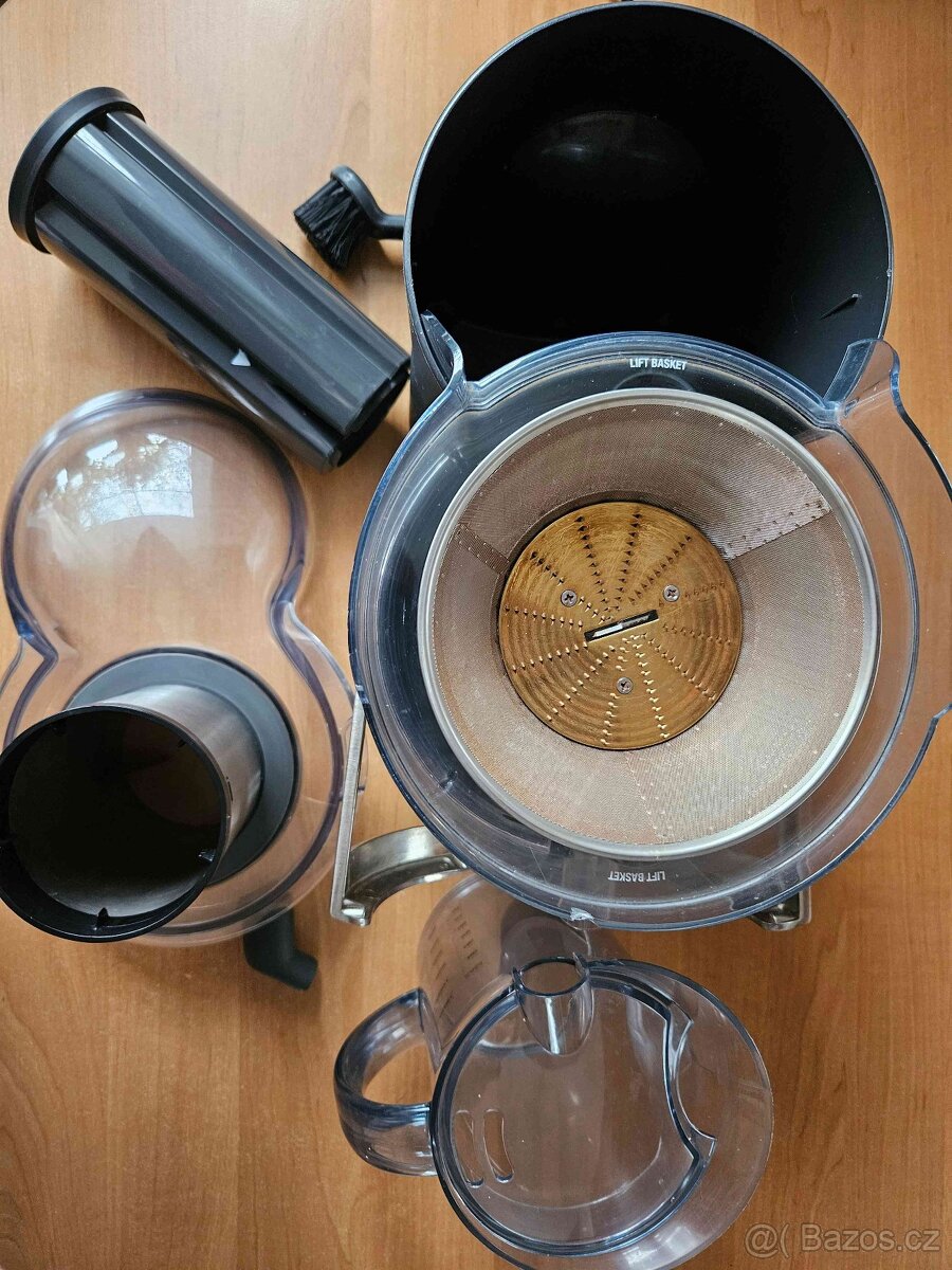 Odšťavňovač Catler JE 4010 - 2