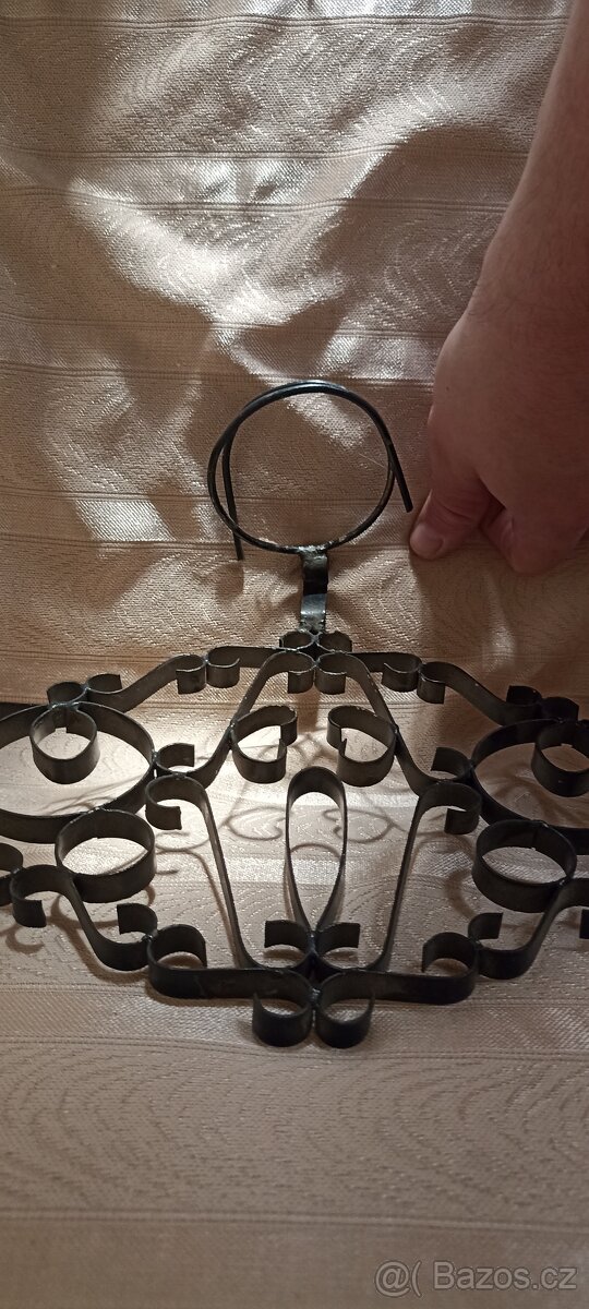 Kovaný retro nástěnný držák na svíci - 2