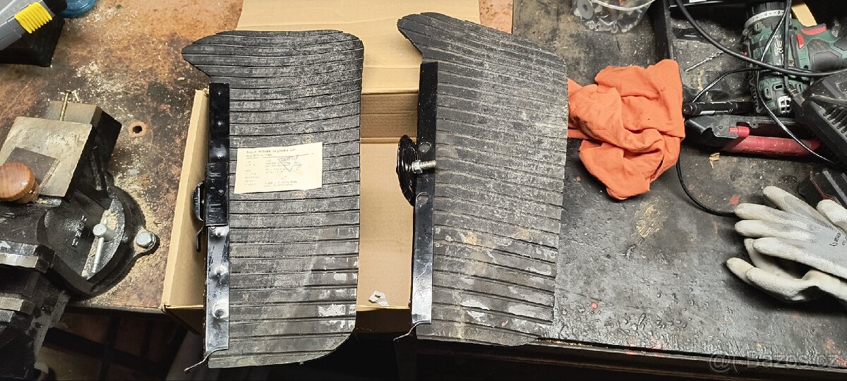 Lapače nečistot Lada Vaz 214 - 2